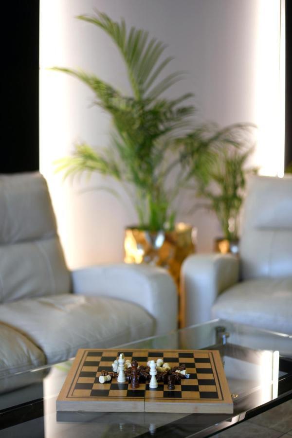 Apartments & Rooms Krizevci ภายนอก รูปภาพ