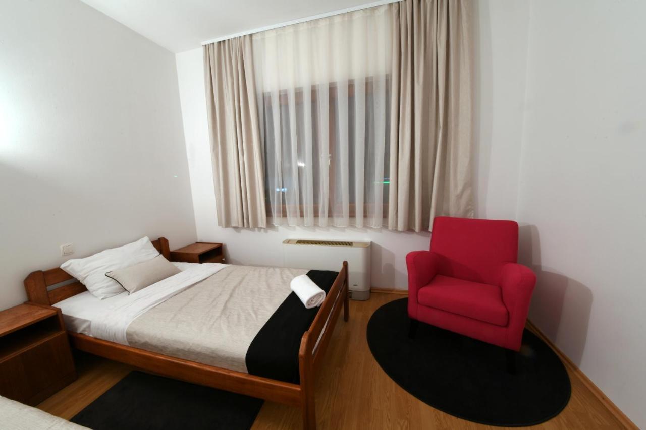 Apartments & Rooms Krizevci ภายนอก รูปภาพ